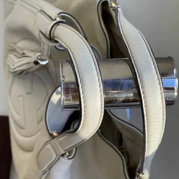GUCCI Authentic Soho Shoulder Bag in Cream Pebble Leather! - Picture 3 of 12